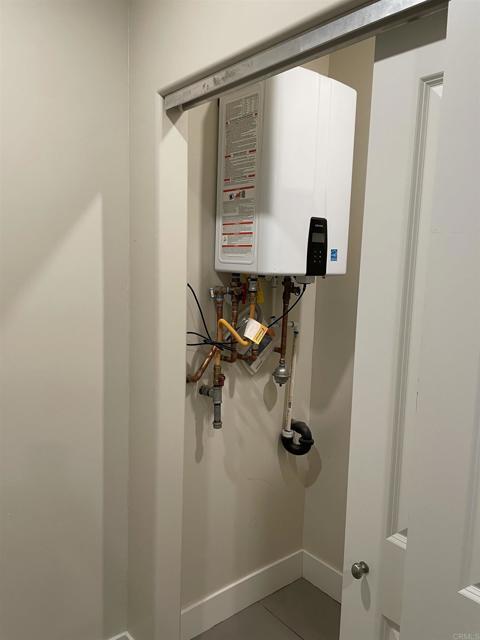 Building Photo - 8545 Lemon Ave