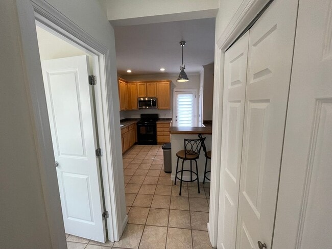 Building Photo - Bright and Welcoming 2-Story Retreat, Steps From the Ocean!