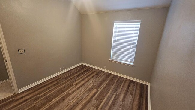 Building Photo - 10713 Sea Hero Ln