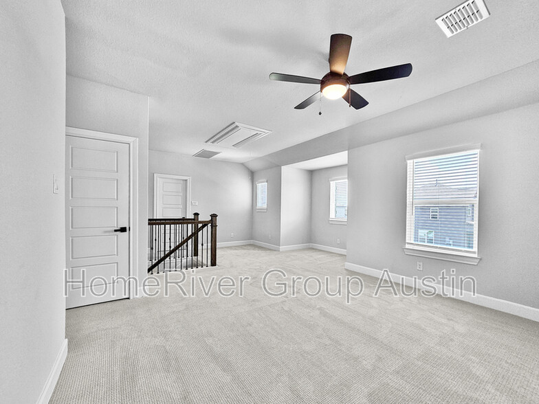 Building Photo - 144 Lt. John Decker Dr
