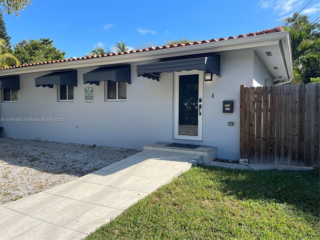 Building Photo - 2971 SW 35th Ave