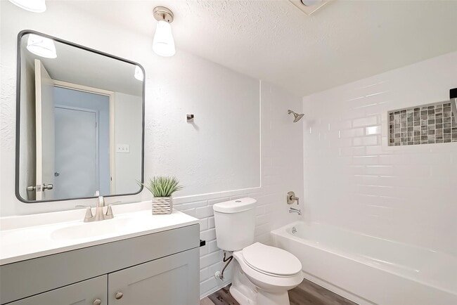 Building Photo - 17414 N Yorkglen Dr