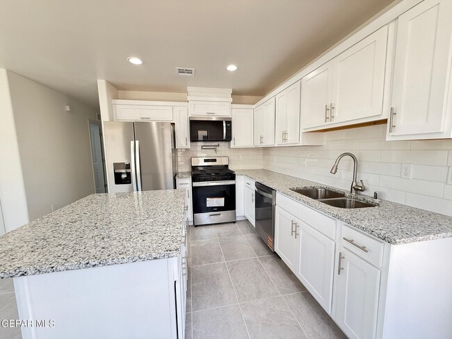 Building Photo - 12464 Cayo Norte Dr
