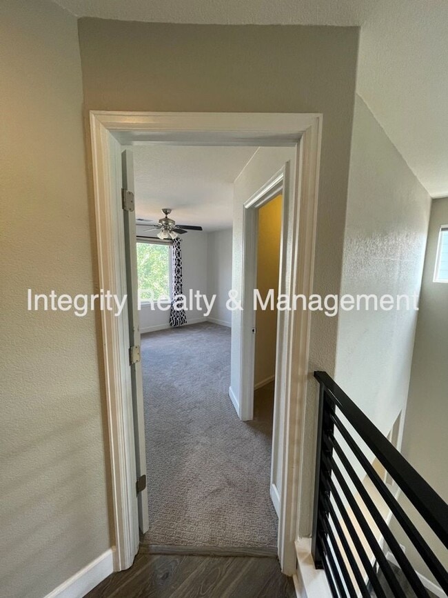 Building Photo - 10400 Tracewood Ct
