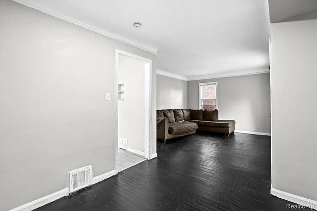 Building Photo - Detroit 3-Bedroom Home Available for Rent