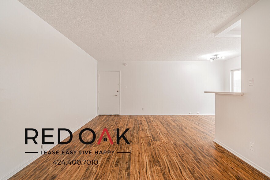 Building Photo - 4061 McLaughlin Ave