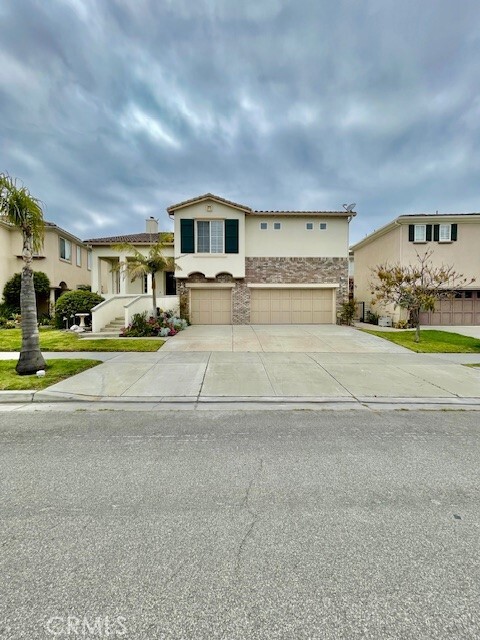 Building Photo - 1211 Chesapeake Dr