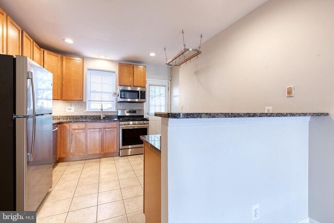 Building Photo - 3638 Keswick Rd