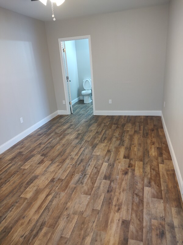 Building Photo - 8905 Seacliff St