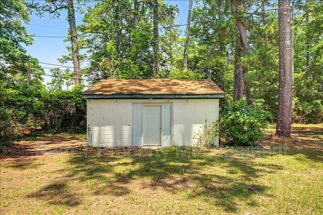 Building Photo - 102 Juniper Cir