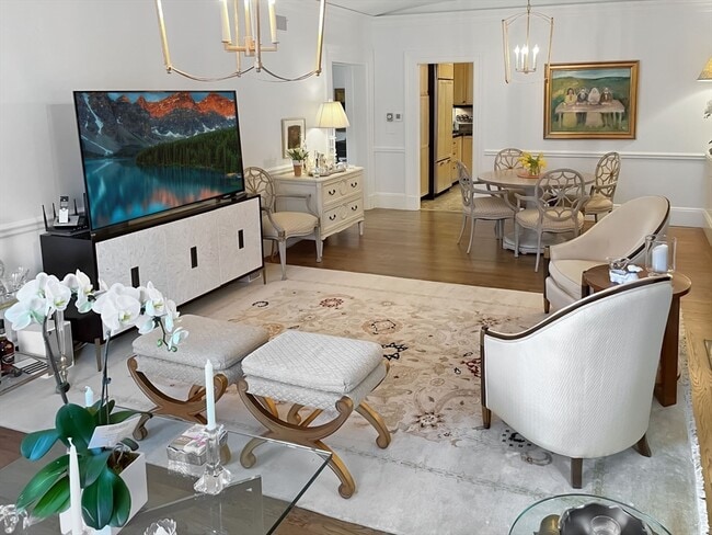 Building Photo - 333 Commonwealth Ave