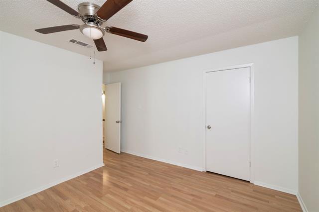 Building Photo - 1417 Weiler Blvd