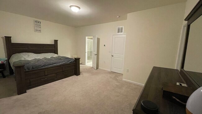 Building Photo - Trivium