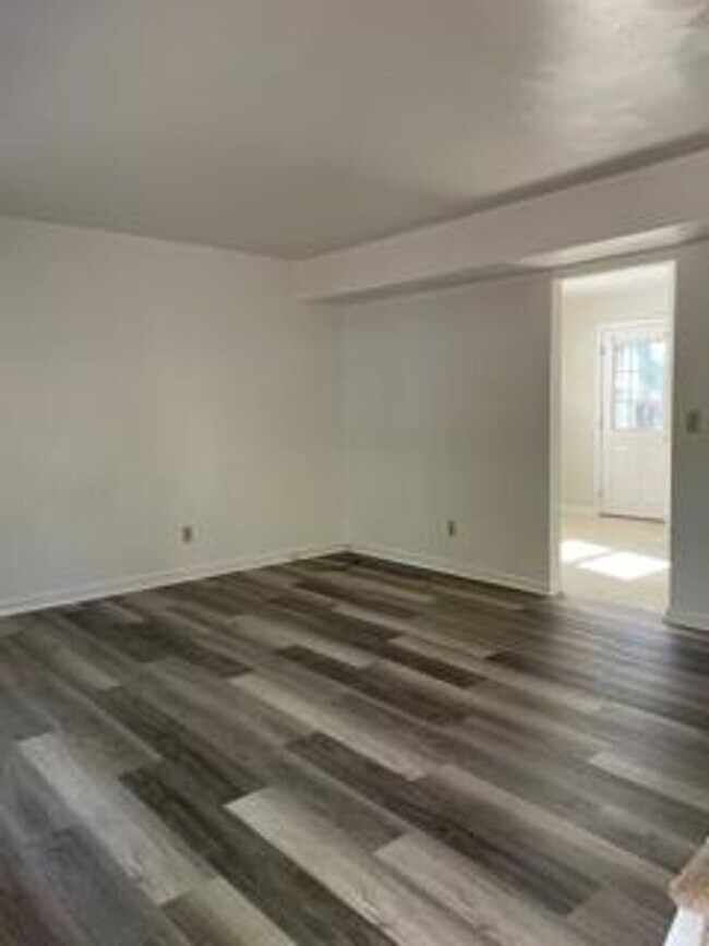 Building Photo - 770 Welton Ave SW