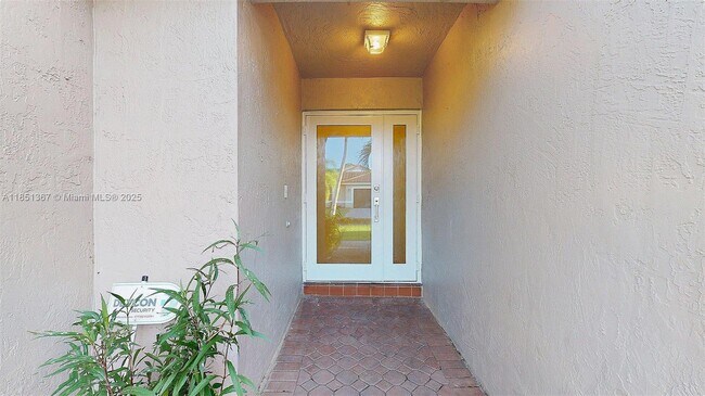 Building Photo - 13524 SW 144th Terrace