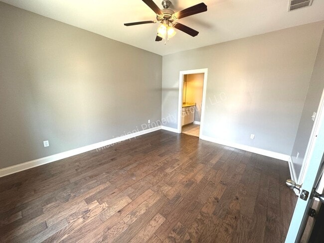 Building Photo - 4BD/4.5BA FOR RENT