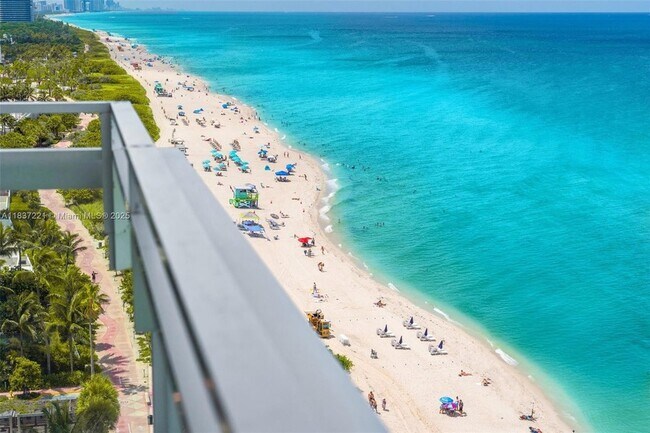 Building Photo - 6801 Collins Ave