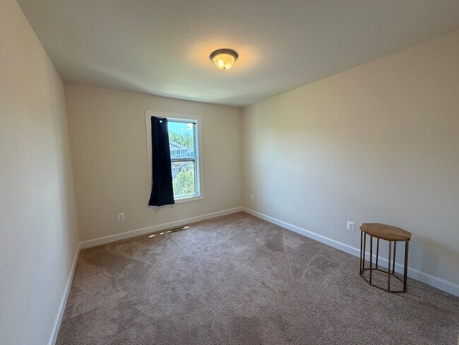 Building Photo - 3155 Horizon Rd