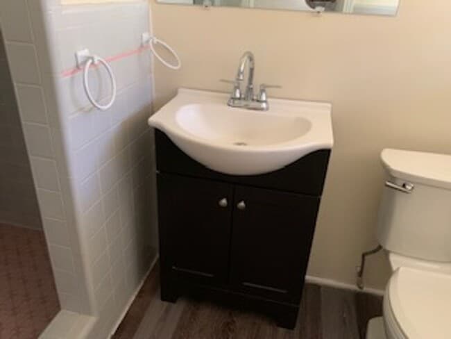 Building Photo - 3/2 Brick Home near USA campus