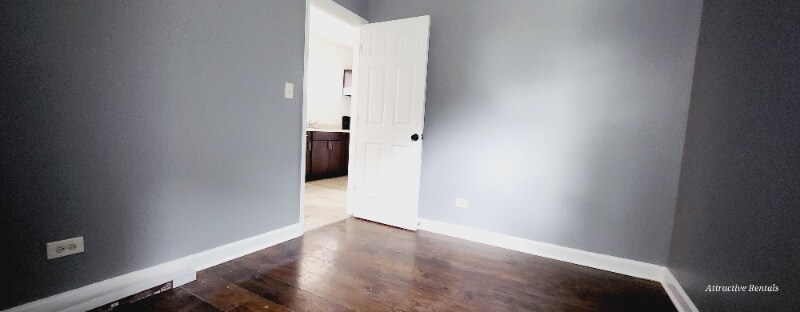 Building Photo - 1350 W 98th Pl