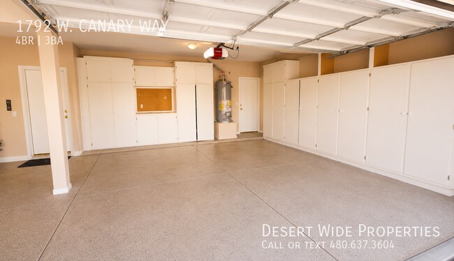Building Photo - 1792 W Canary Way