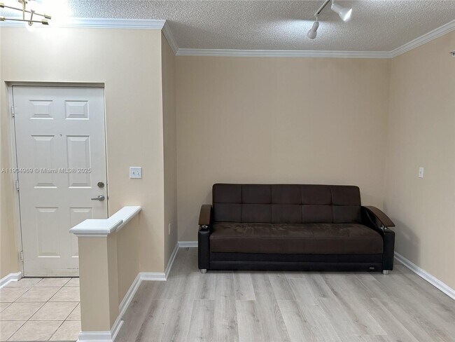 Building Photo - 17150 N Bay Rd