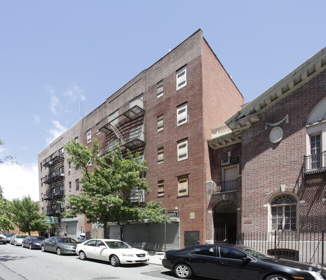 Building Photo - 63 W 137th St