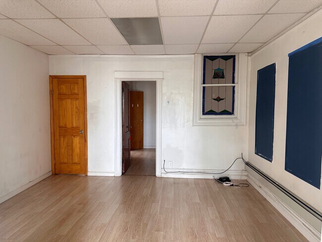 Building Photo - 854-855 55th St