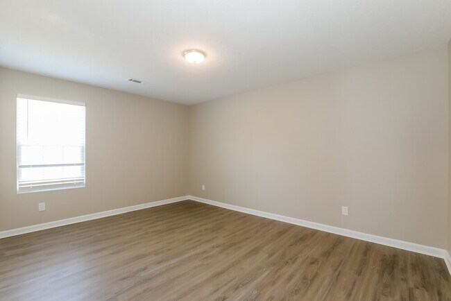 Building Photo - 1060 Navaho Trail