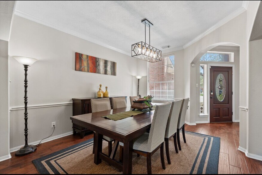 Building Photo - 17310 Scotts Bluff Ct