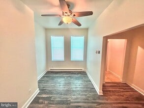 Building Photo - 2324 N Lambert St