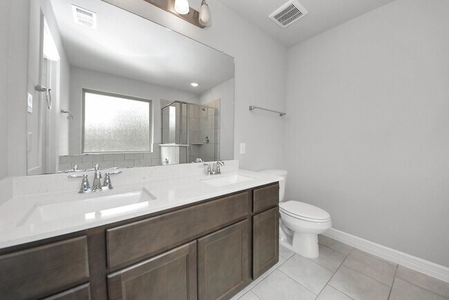 Building Photo - 196 Chestnut Meadow Dr