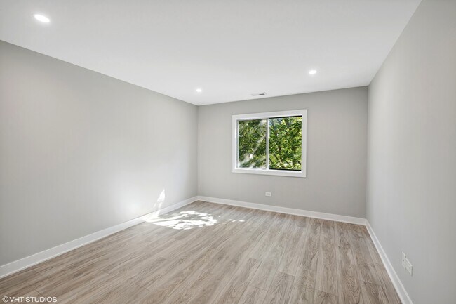Building Photo - 47 Orchard Terrace