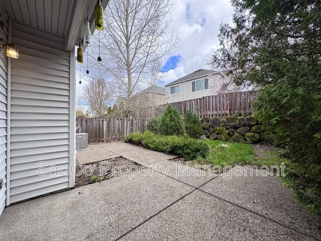 Building Photo - 16933 NW Arizona Dr