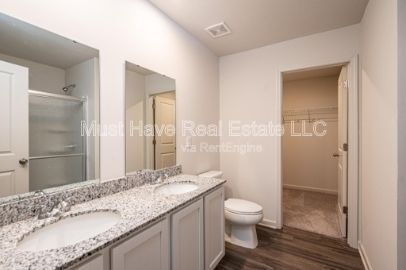 Building Photo - 1921 Tranquility Cir