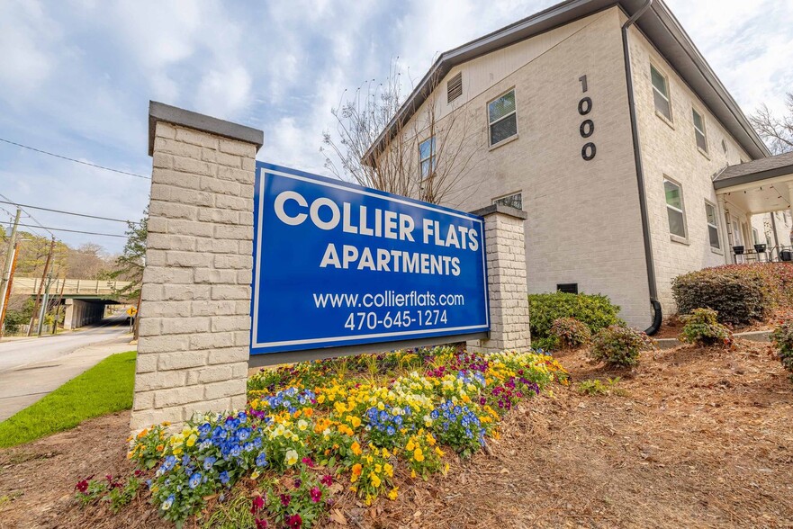 Interior Photo - Live Connected. Live Collier.