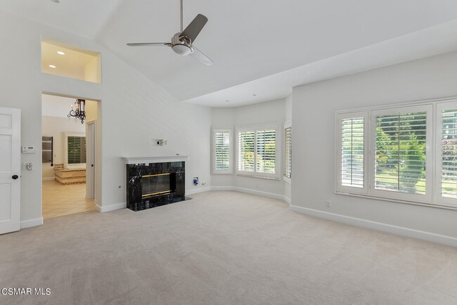 Building Photo - 31858 Saddletree Dr