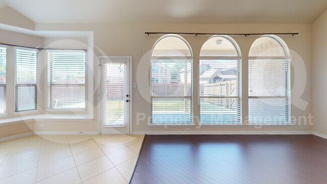 Building Photo - 7483 Hidden Cove Ln