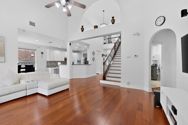 Building Photo - 2659 Salorn Way