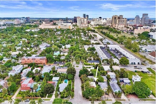 Building Photo - 1814 Florida Ave