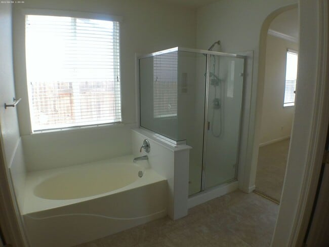 Building Photo - 3 Bed| 2 Bath | 1660 SF | Single Story | Tenant pays $175 monthly for WS&G
