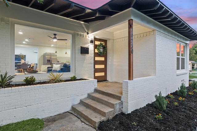 Building Photo - 10230 Newcombe Dr