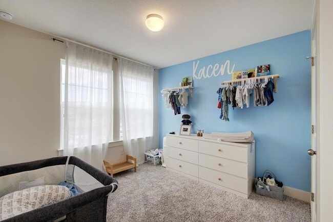Building Photo - 413 White Steppe Way