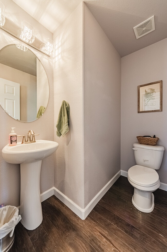 Building Photo - 5481 Cross Creek Drive