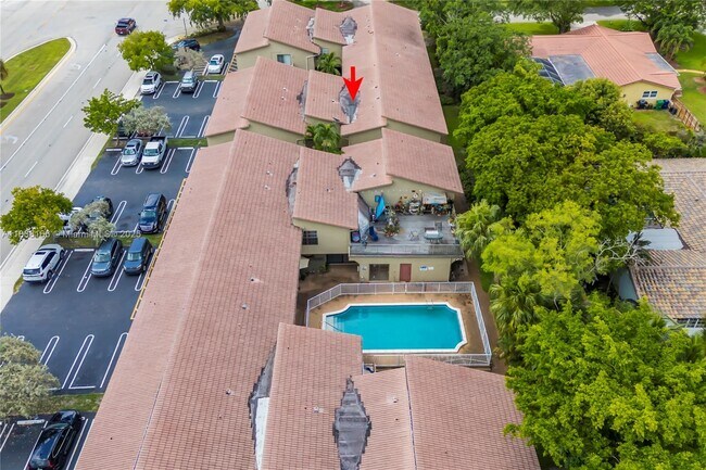 Building Photo - 2530 Coral Springs Dr