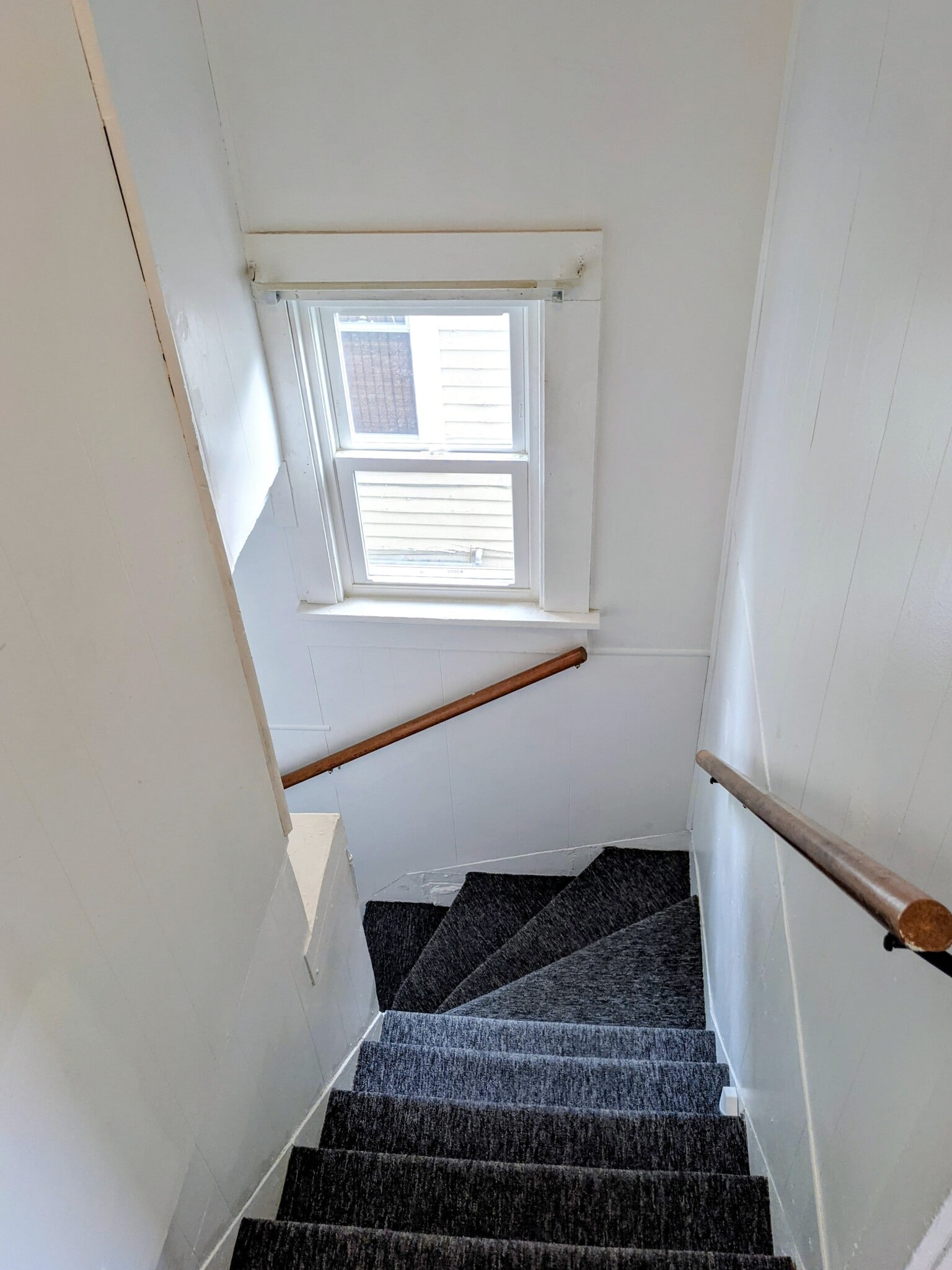 Building Photo - 1410 Hamilton St SW