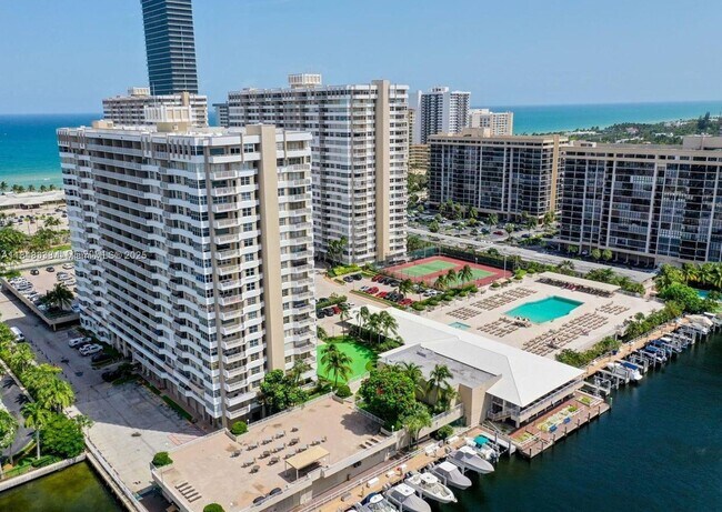 Building Photo - 1965 S Ocean Dr