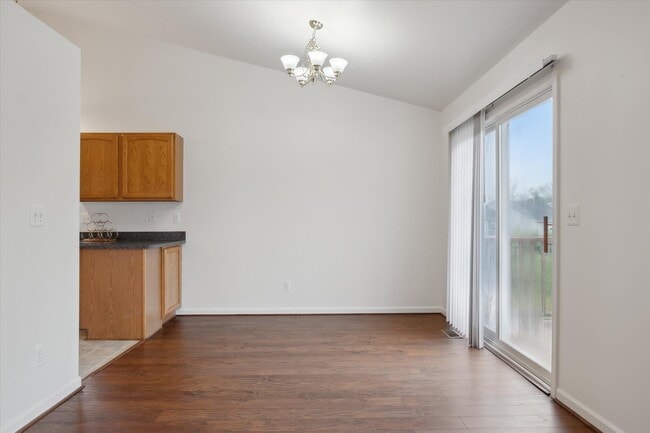 Building Photo - 620 Bristol Dr