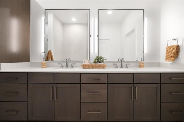 Building Photo - 7532 E Grand Ave