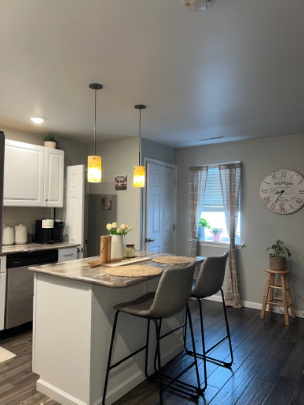 Building Photo - 116 E Main St